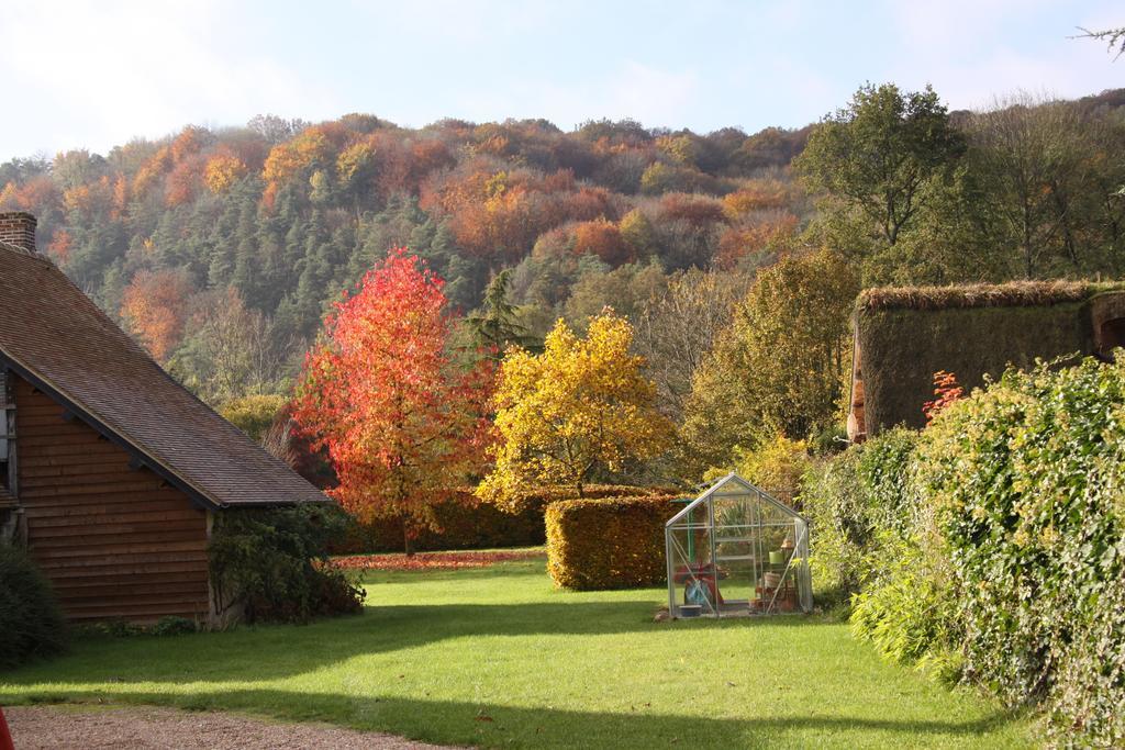 Bed and Breakfast Les Jardins De L'Aulnaie Fontaine-sous-Jouy Exterior foto